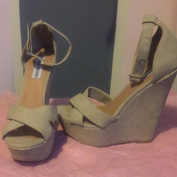 light tan wedges